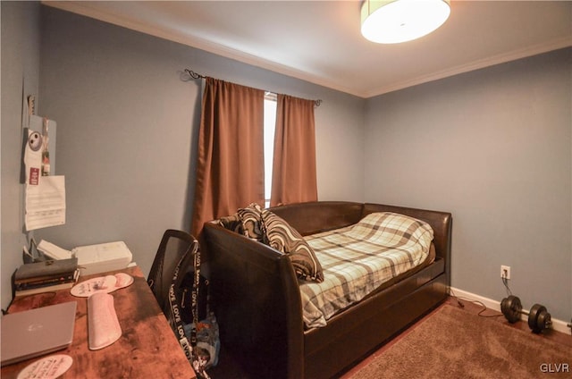 bedroom featuring carpet floors and crown molding