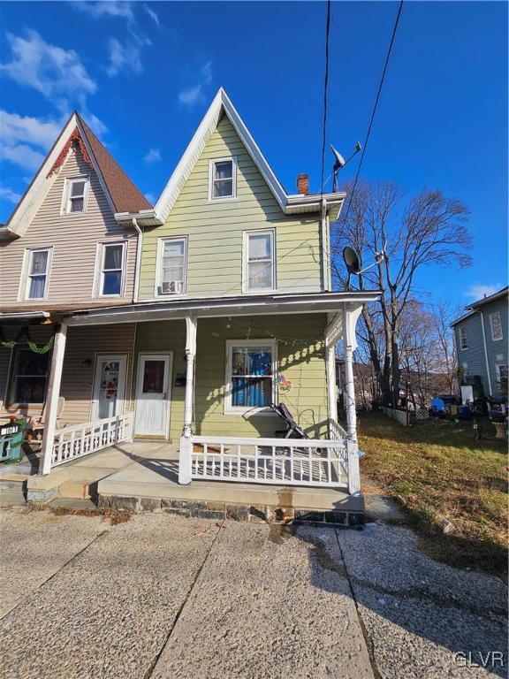 view of front of property with a porch