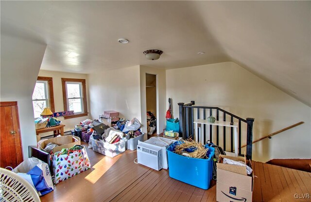 812 Lehigh St, Jim Thorpe Borough, PA 18229 - bonus room featuring hardwood / wood-style flooring and vaulted ceiling