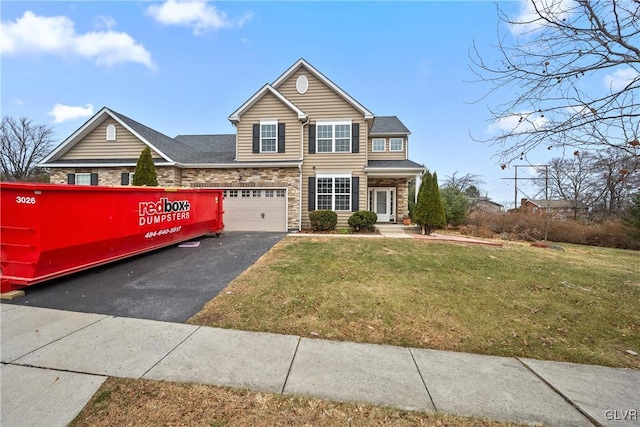 view of front of property with a front yard