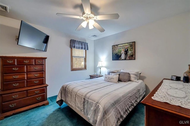 carpeted bedroom featuring ceiling fan