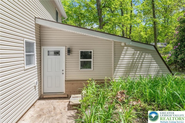 410 Sunset Forest Dr, Pike, PA 18428 - view of property entrance