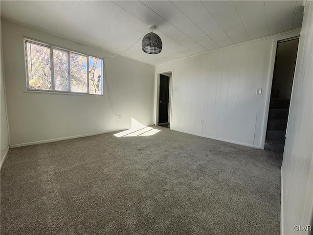 spare room with carpet