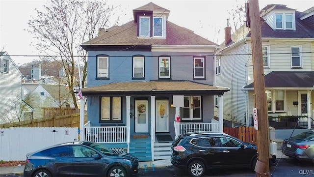 view of front of house featuring covered porch