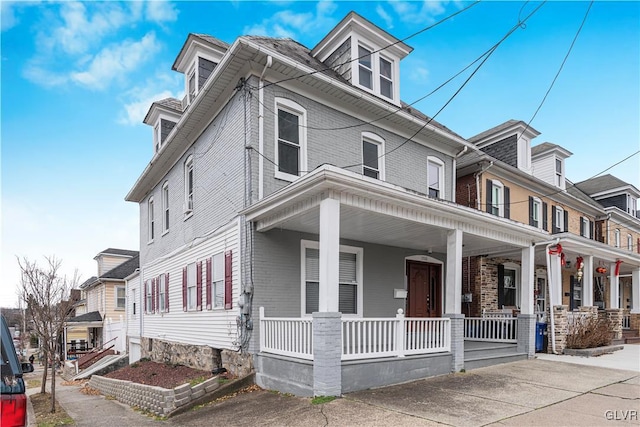 view of front of home featuring covered porch