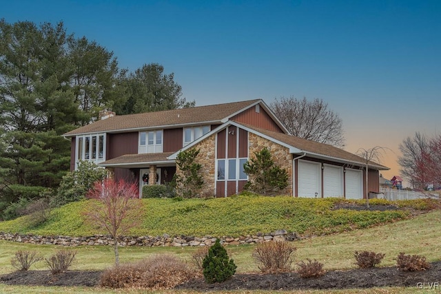 view of front of house with a garage