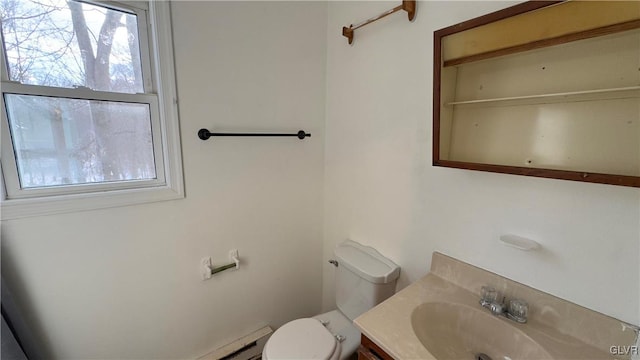 9860 Deerwood Dr, Coolbaugh Twp, PA 18466 - half bath with toilet and vanity
