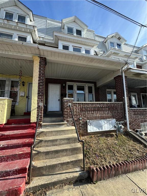 multi unit property with a porch