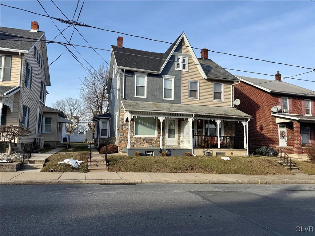 view of front of property with a porch