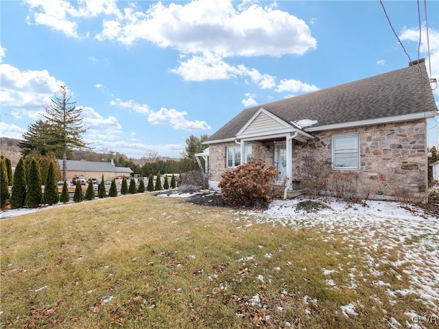 view of front of house with a front yard