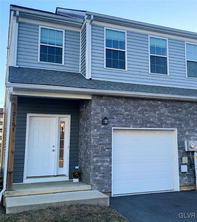 view of front facade with a garage