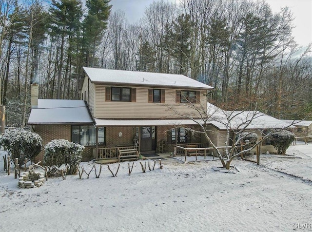 view of front of property featuring a porch