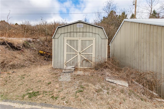 view of outdoor structure