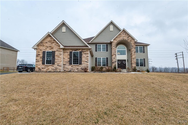 view of front of house featuring a front lawn