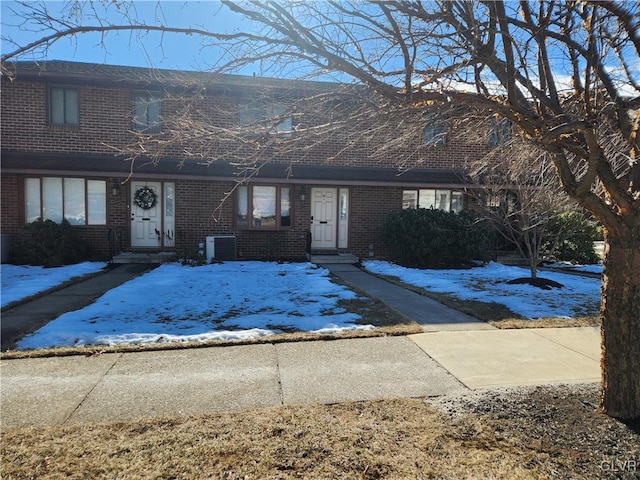 view of front of property featuring cooling unit