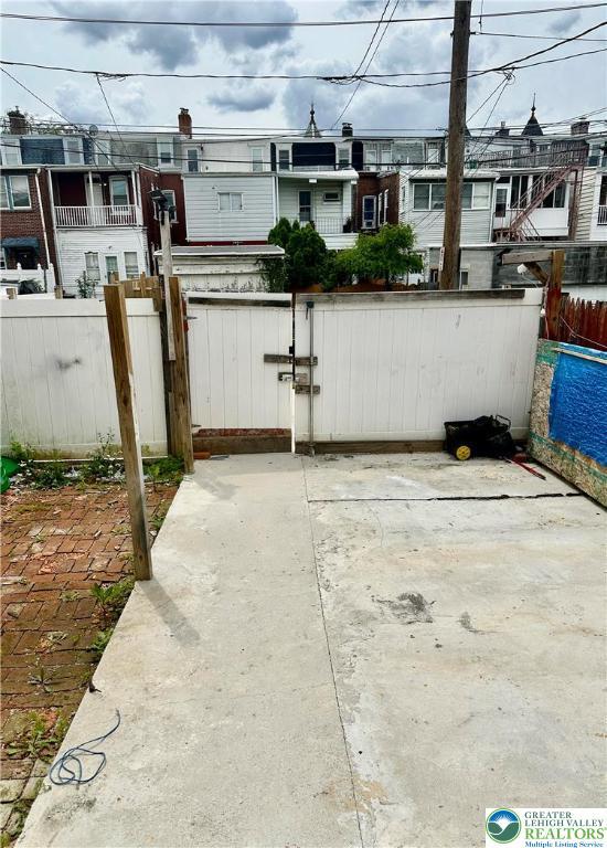 38 12th St, Allentown City, PA 18101 - view of patio