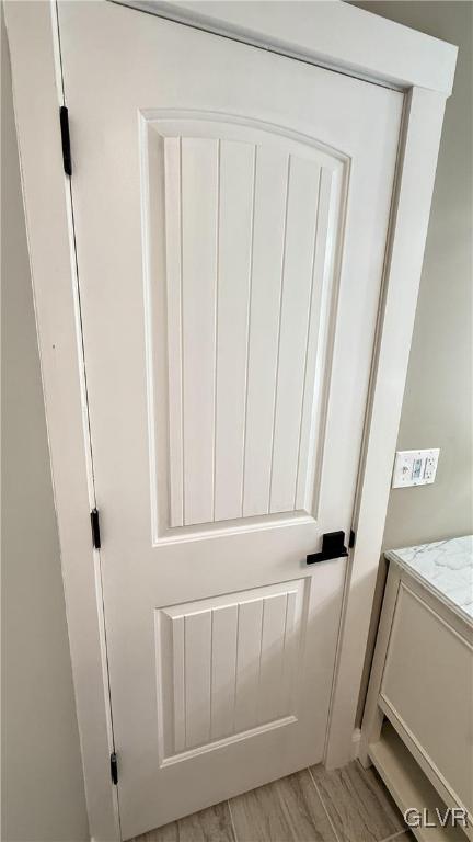 room details featuring hardwood / wood-style floors