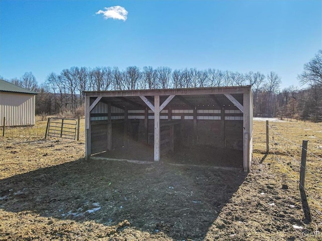 view of outdoor structure