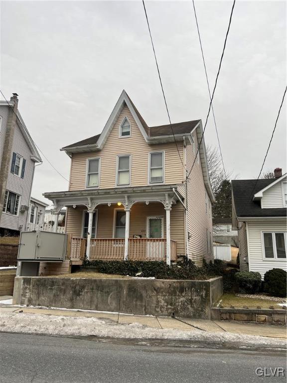 view of front of property with a porch