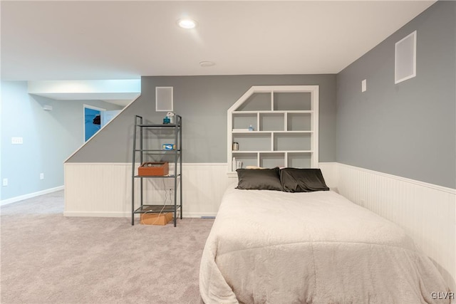 bedroom featuring carpet flooring