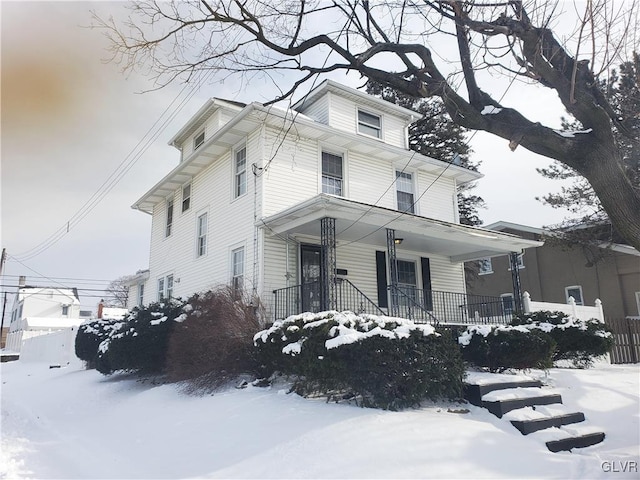 view of front of house featuring a porch