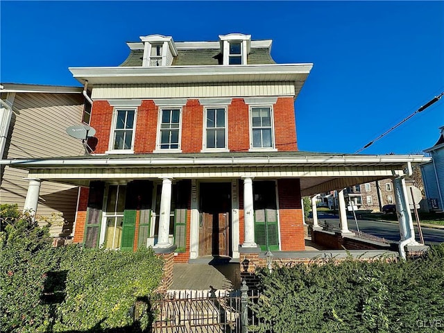 view of front of home with covered porch