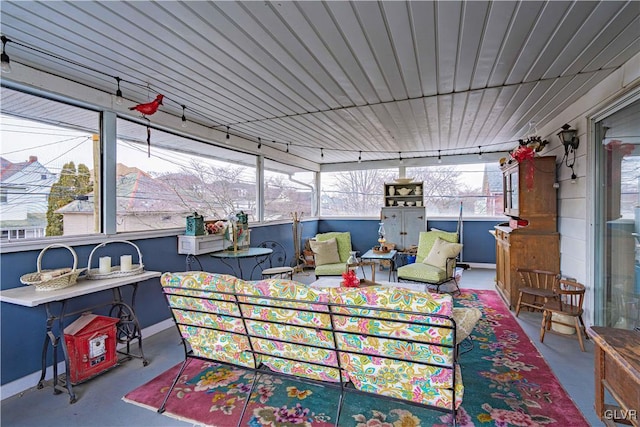 view of sunroom / solarium