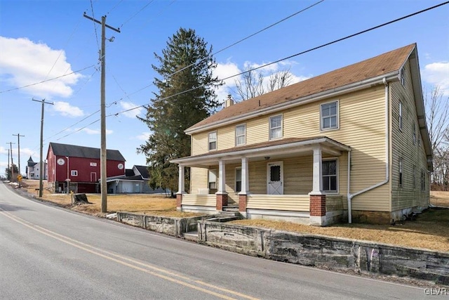 view of front of property featuring a porch