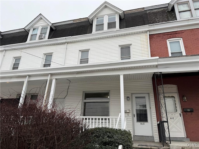 view of townhome / multi-family property