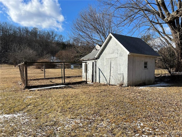 view of outdoor structure