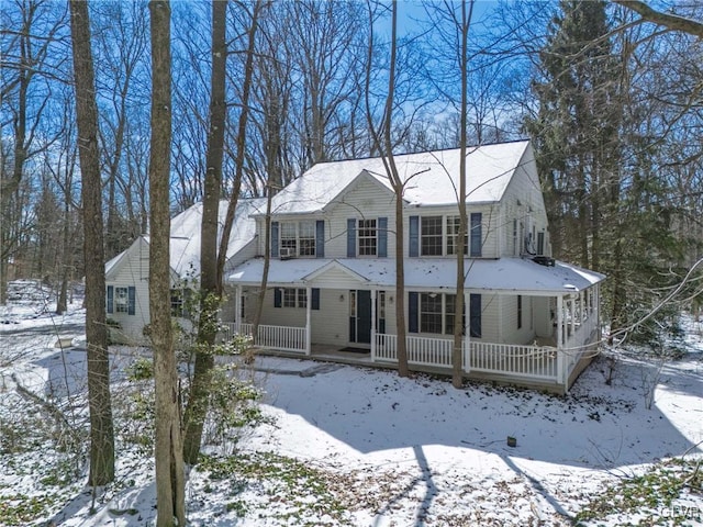 view of front of home featuring a porch