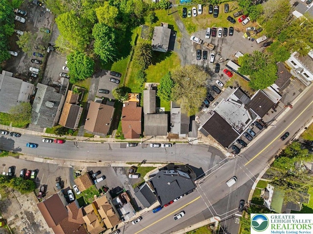 63 N 10th St, Stroudsburg, PA 18360 - bird's eye view