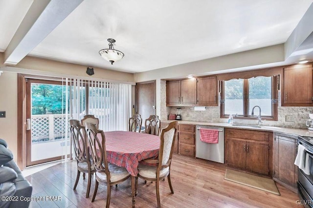 134 Moseywood Rd, Kidder Township S, PA 18624 - kitchen with a sink, backsplash, light countertops, and dishwasher