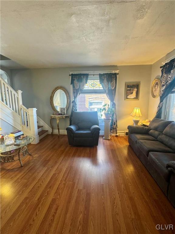 2446 S 4th St, Allentown City, PA 18103 - photo 5