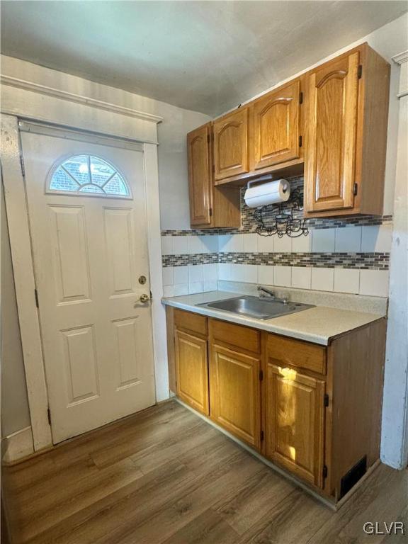 2446 S 4th St, Allentown City, PA 18103 - photo 12