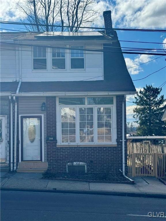 2446 S 4th St, Allentown City, PA 18103 - photo 1
