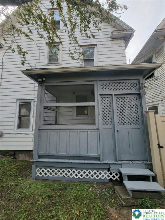 view of side of property
