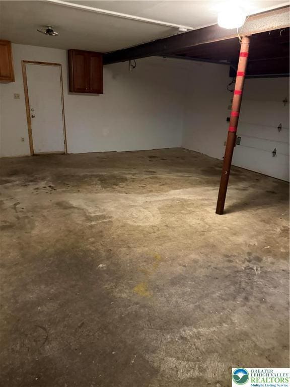 3965 Blacksmith Rd, Weisenberg Twp, PA 18066 - view of garage