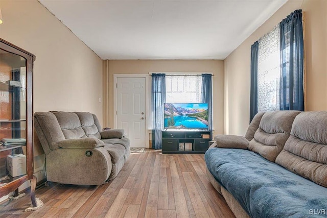 living area with light wood-type flooring