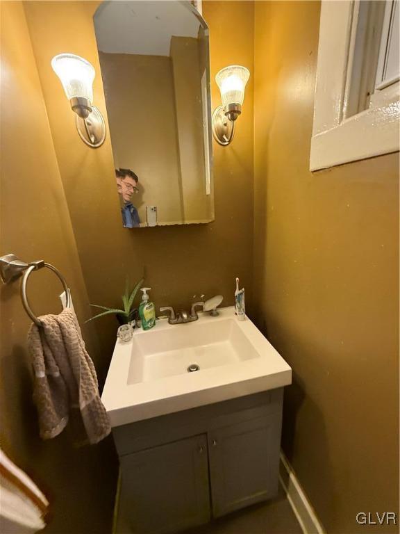 1131 Washington St, Easton, PA 18042 - bathroom featuring vanity