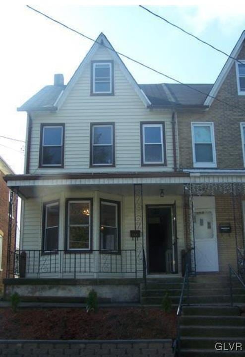 view of front of property with a porch