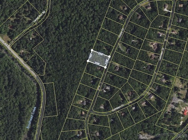 286 Estate Dr, Price Twp, PA 18302 - map location