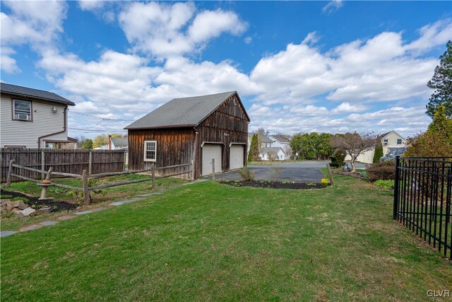 221 Franklin St, Alburtis Borough, PA 18011 - view of outbuilding with an outbuilding and fence
