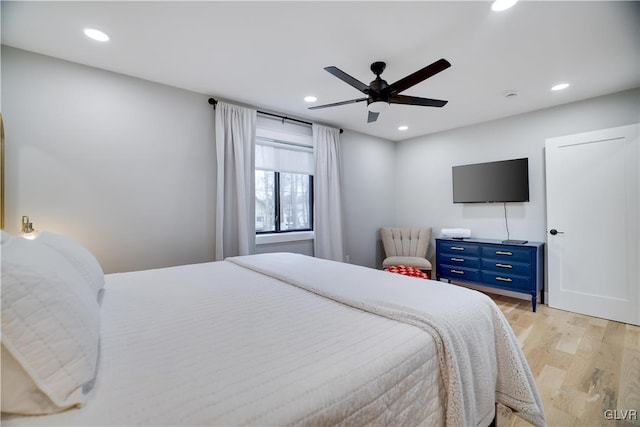 5627 Pembrook Dr, Coolbaugh Twp, PA 18466 - bedroom featuring light wood-type flooring, recessed lighting, and ceiling fan