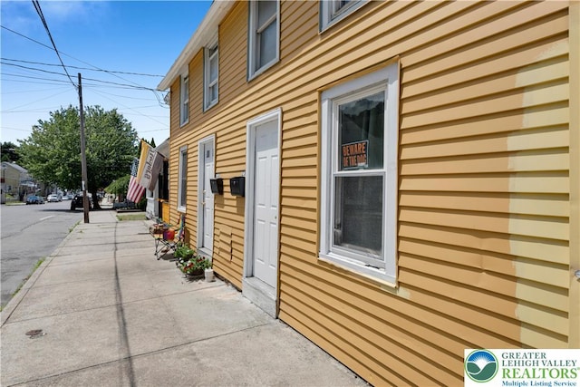231 W Abbott St, Lansford Borough, PA 18232 - view of property exterior
