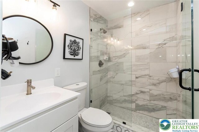 5112 Creek Rd, Heidelberg Twp, PA 18078 - full bathroom featuring toilet, a stall shower, and vanity