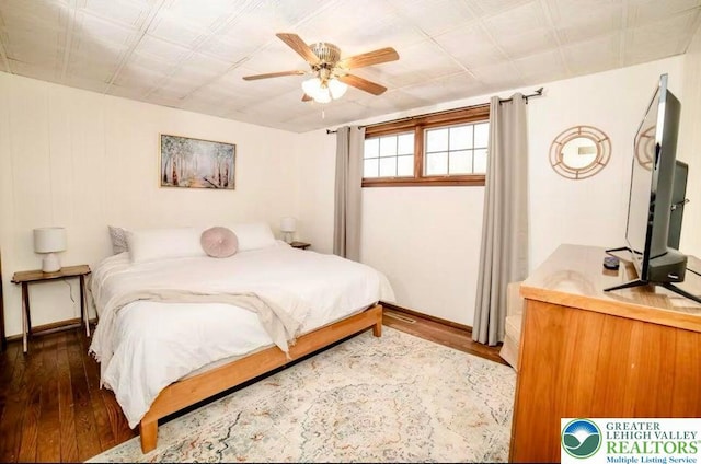 71 Dogwood Dr, Penn Forest Township, PA 18229 - bedroom with wood finished floors, ceiling fan, and baseboards