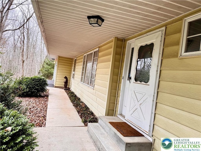 71 Dogwood Dr, Penn Forest Twp, PA 18229 - doorway to property