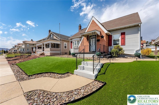 719 Franklin Ave, Palmerton Borough, PA 18071 - view of front of property with a chimney and a front yard