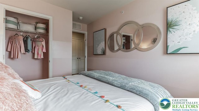 1205 Susan Cir, Upper Macungie Twp, PA 18031 - bedroom featuring a closet and visible vents